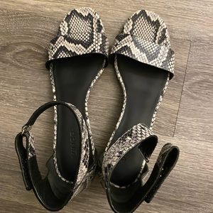 Vince Rita Sandals - 8.5 snake print